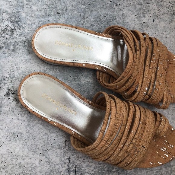 NWOT-  Donald Pliner Frea Cork Sandals - Picture 5 of 7